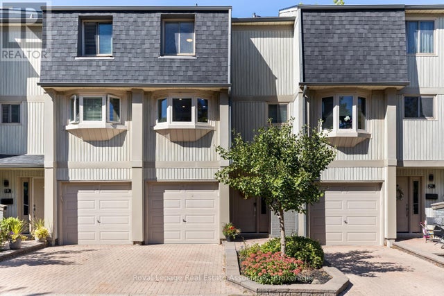 20 - 1020 Walden Circle, Mississauga (clarkson)
