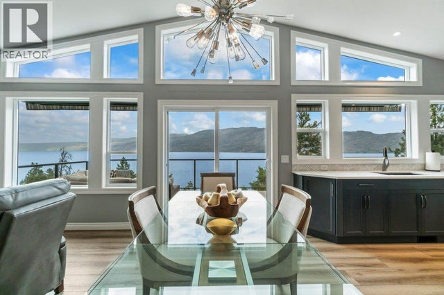 3949 Desert Pines Avenue, Peachland