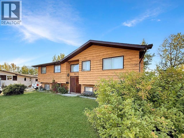 9802 110 Street, Grande Cache