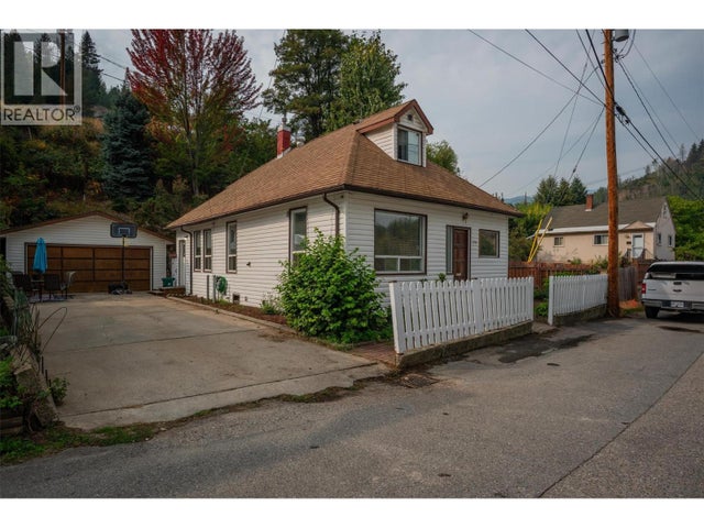 278 Lerose Street, Trail