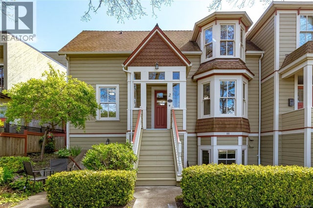 2 88 Dallas Rd, Victoria