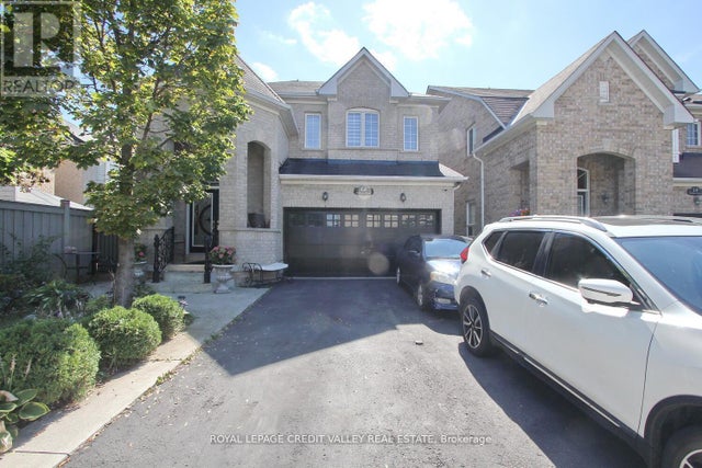12 Helman Road, Brampton (sandringham-Wellington)
