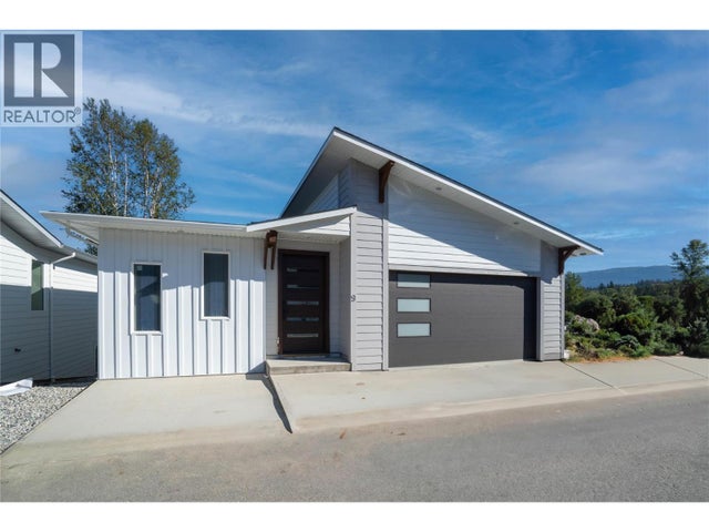 1840 10 Street Sw Unit# 9, Salmon Arm