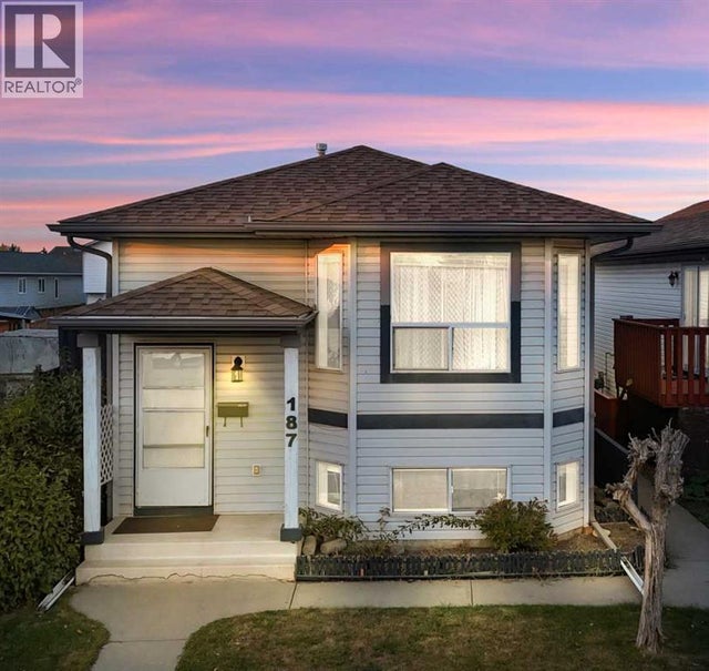 187 Applebrook Circle Se, Calgary