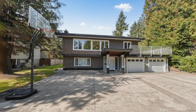 1995 140 Street, Surrey