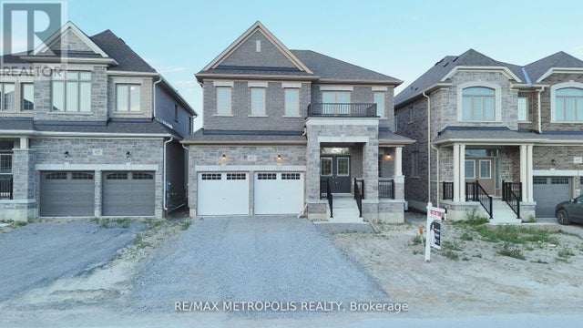 67 Brethet Heights, New Tecumseth