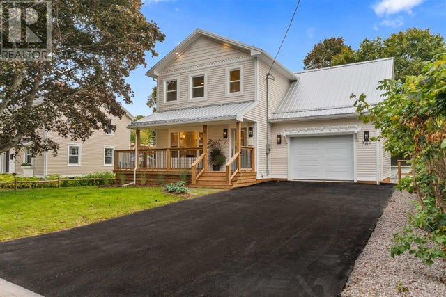 366 Oak Avenue, Summerside