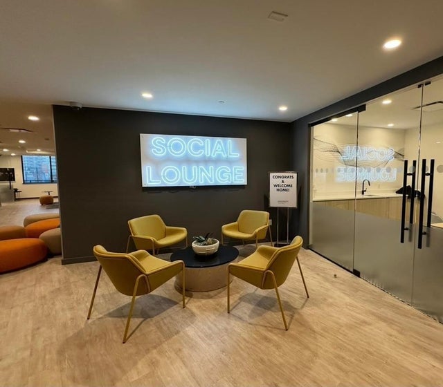 2403 13428 105 Avenue, Surrey