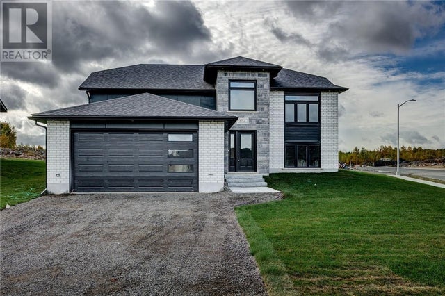 837 Moonrock Avenue, Sudbury