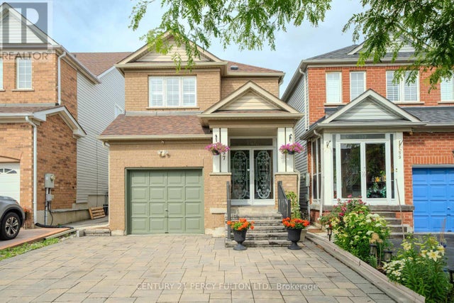 157 Billingsley Crescent, Markham (cedarwood)