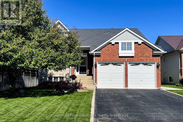 2 Wintergreen Way, Wasaga Beach