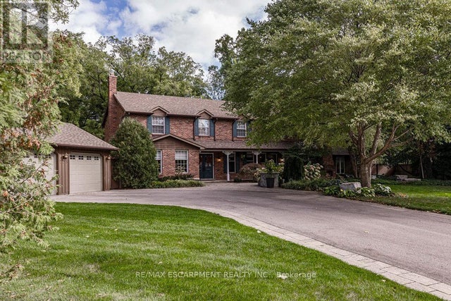 225 Shoreacres Road, Burlington (shoreacres)