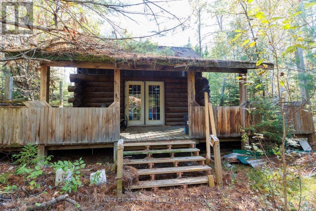 8532 County Rd 503, Highlands East (glamorgan)