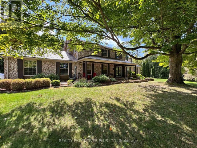 33 Gibson Lake Drive, Caledon (palgrave)