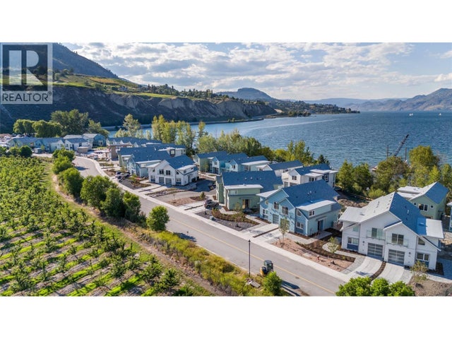 3160 Landry Crescent, Summerland