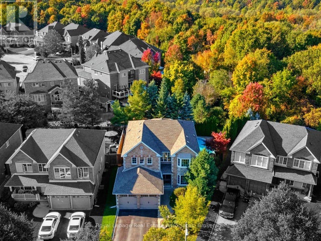 34 Curry Crescent, Halton Hills (georgetown)