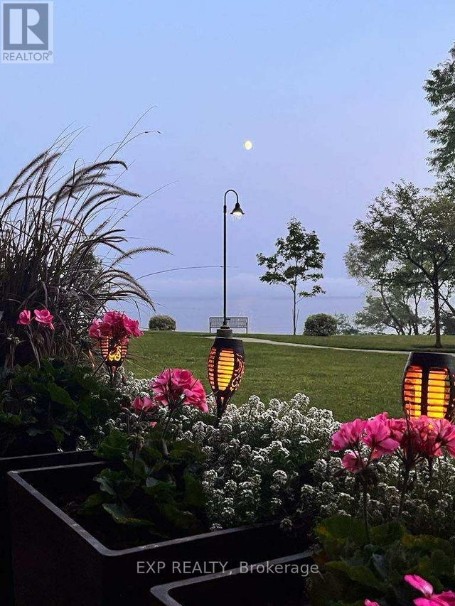 104 - 5250 Lakeshore Road, Burlington (appleby)