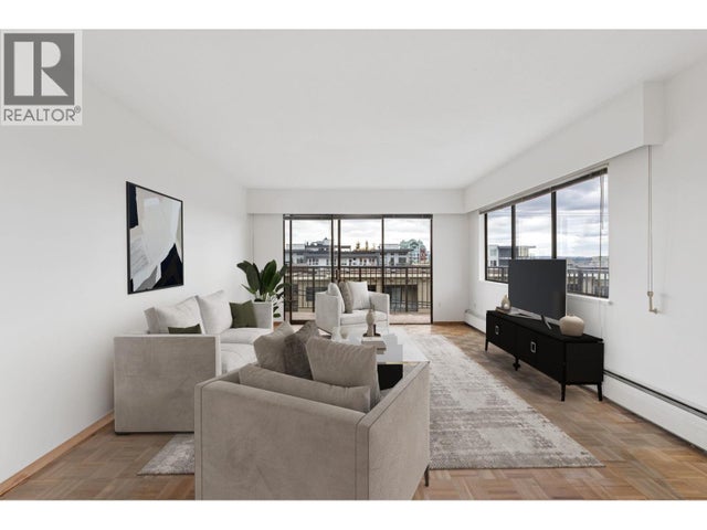 211 155 E 5th Street, North Vancouver