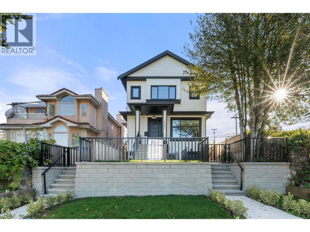 4320 Nanaimo Street, Vancouver