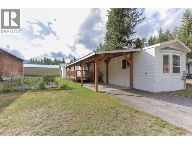 1029 Garden Road, South Slocan