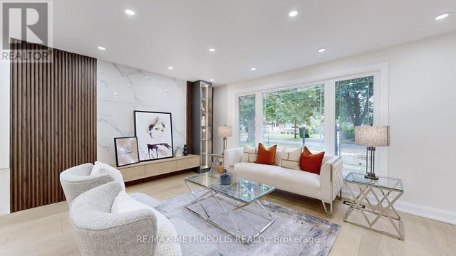 81 Sedgemount Drive, Toronto (woburn)