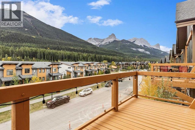 204, 105 Stewart Creek Rise Sw, Canmore