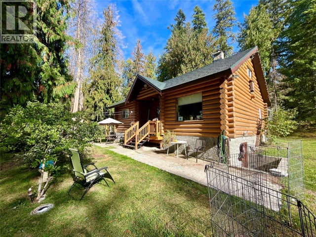 620 Billings Road, Nakusp