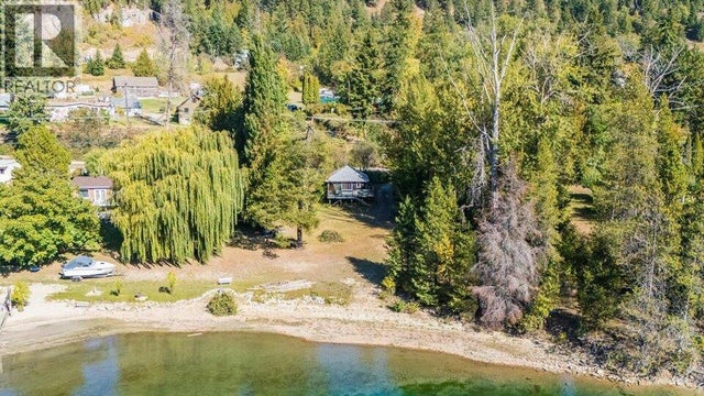3788 Broadwater Road, Castlegar