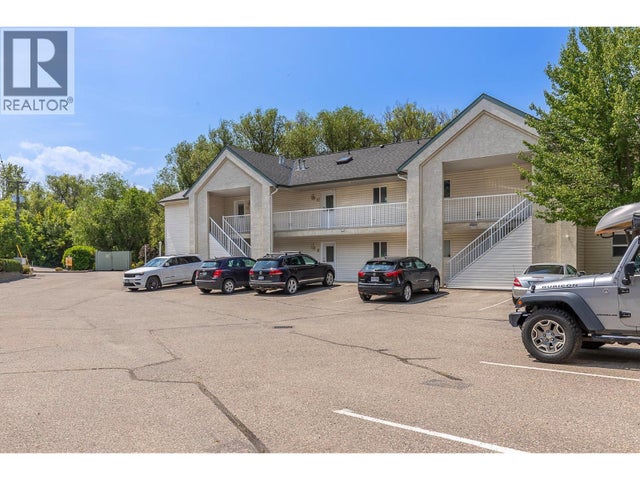 602 Browne Road Unit# 12, Vernon