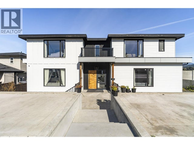 5499 Manor Street, Burnaby