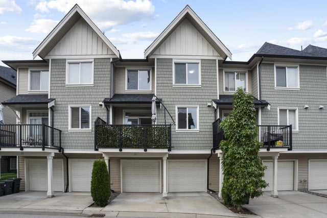 71 8050 204 Street, Langley