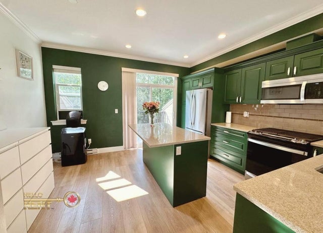 75 2469 164 Street, Surrey