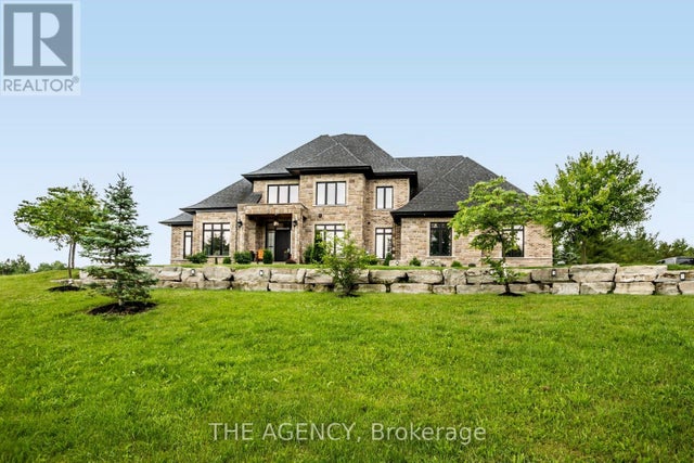 7645 Maltby Road E, Puslinch