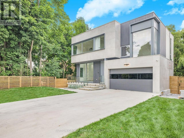 157 Old Forest Hill Road, Toronto (forest Hill North)