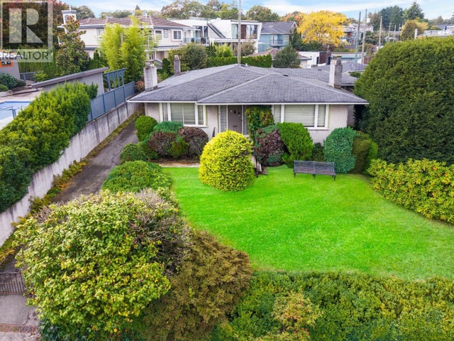 4275 Quesnel Drive, Vancouver