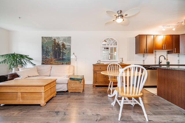 309 19388 65 Avenue, Surrey