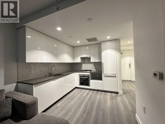 202 8181 Chester Street, Vancouver