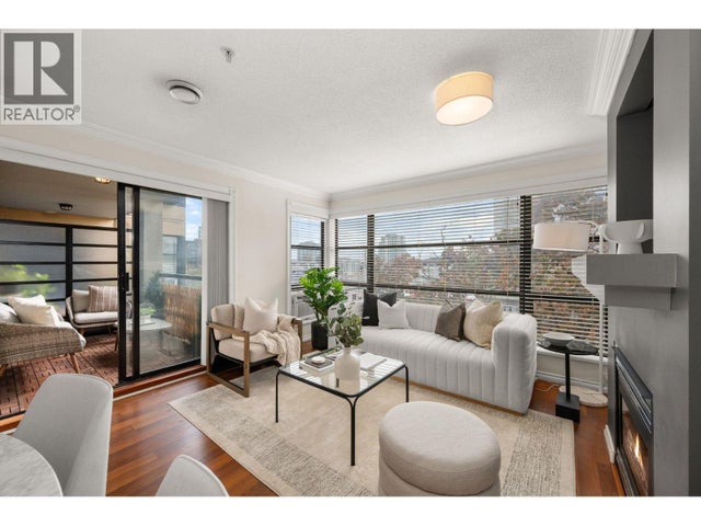 301 124 W 3rd Street, North Vancouver