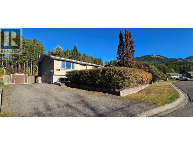 430 White Birch Crescent, Sparwood