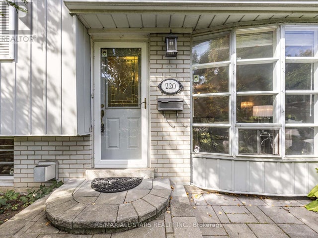 220 Catalina Drive, Toronto (guildwood)