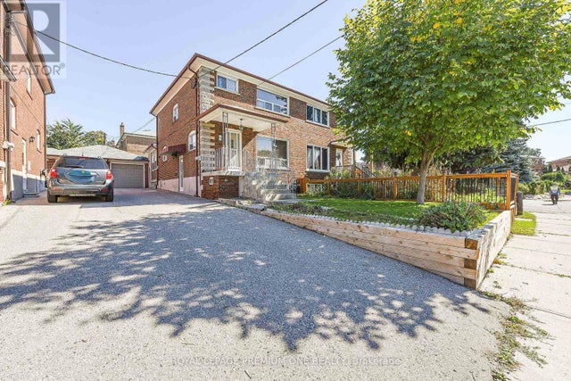 63 Haverson Boulevard, Toronto (keelesdale-Eglinton West)