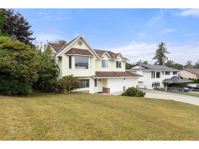 8221 Miller Crescent, Mission