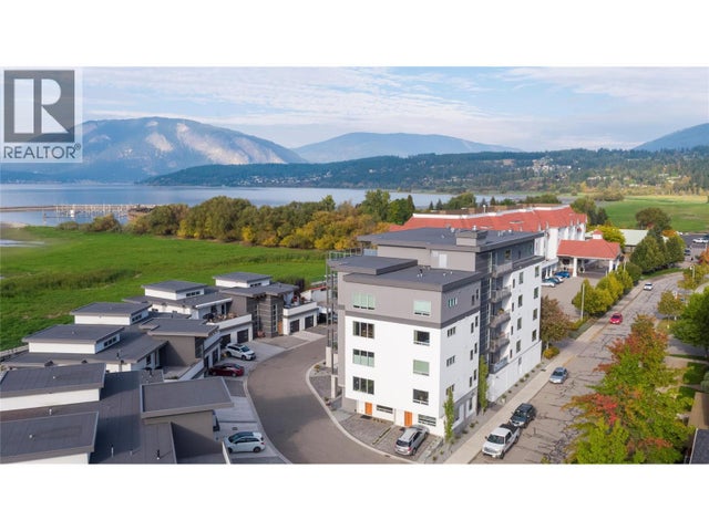 131 Harbourfront Drive Ne Unit# 202, Salmon Arm