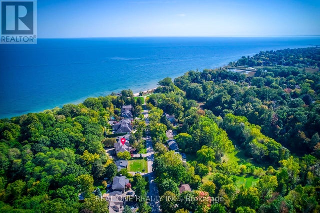 767 Parkland Avenue, Mississauga (clarkson)