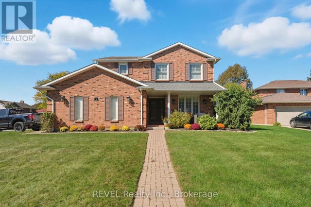 1 Spartan Court, St. Catharines (martindale Pond)