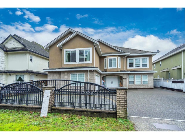 13027 68 Avenue, Surrey