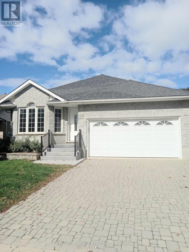 125 Municipal Street, Guelph (dovercliffe Park/old University)