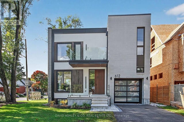 612 Tweedsmuir Avenue, Ottawa
