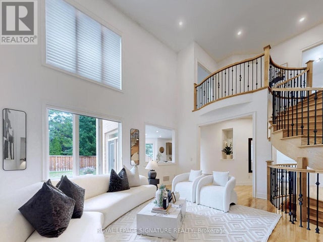 2238 Lyndhurst Drive, Oakville (jc Joshua Creek)