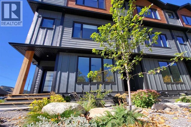 2, 2102 131 Street, Blairmore